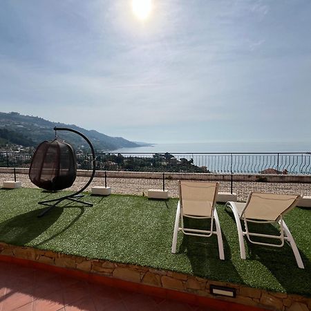 Agriturismo Un Mare Di Fiori Ventimiglia Ngoại thất bức ảnh