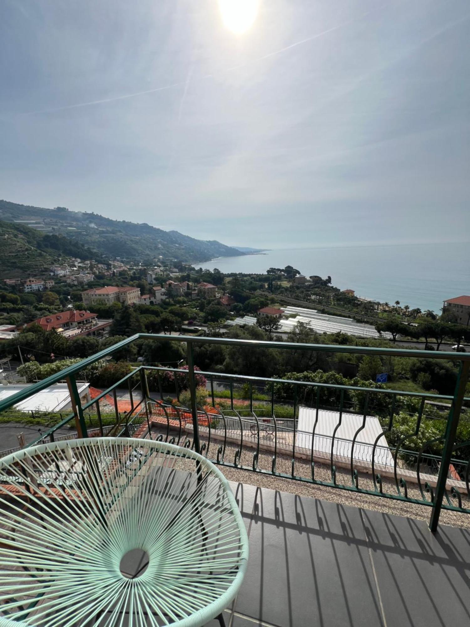 Agriturismo Un Mare Di Fiori Ventimiglia Ngoại thất bức ảnh