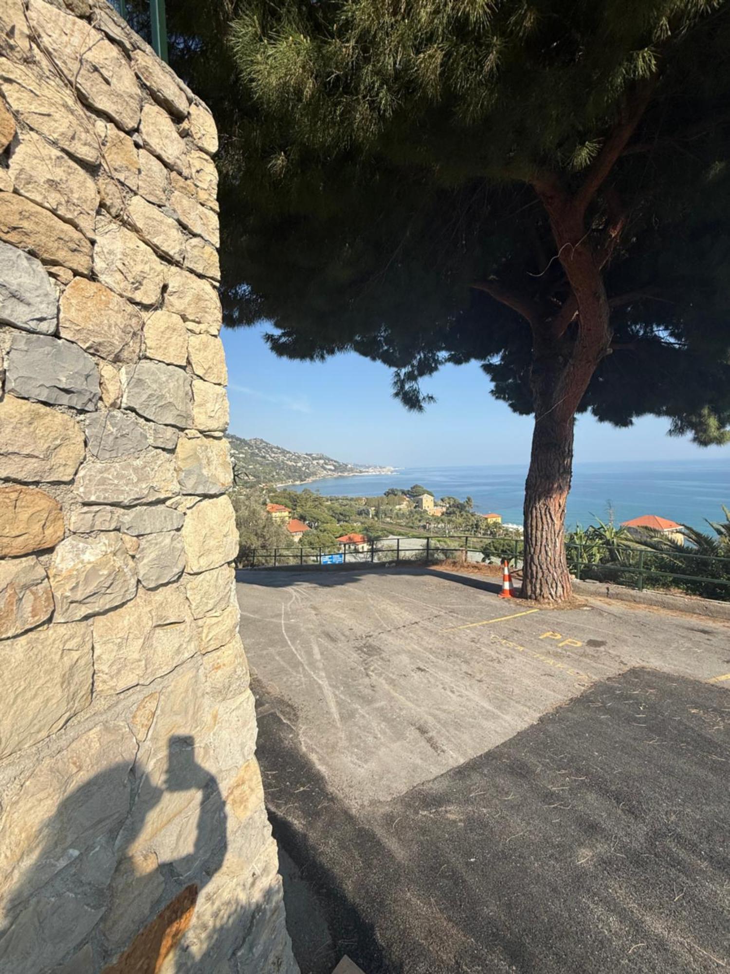 Agriturismo Un Mare Di Fiori Ventimiglia Ngoại thất bức ảnh