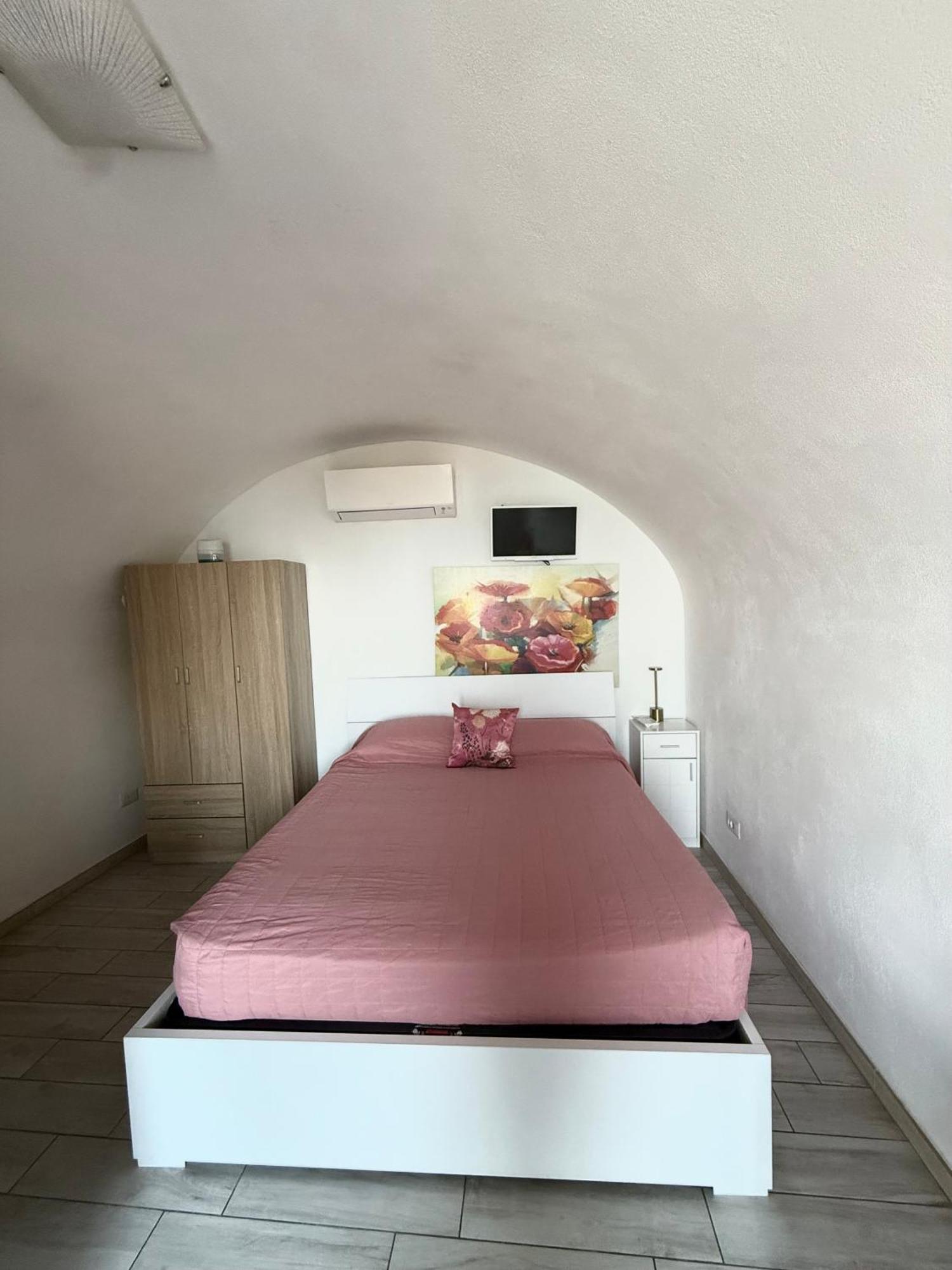 Agriturismo Un Mare Di Fiori Ventimiglia Ngoại thất bức ảnh